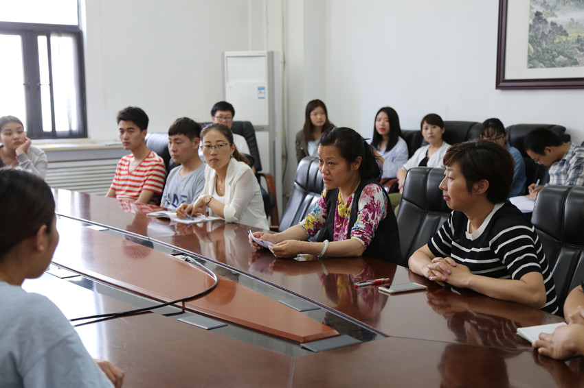 就业推进会 003.jpg 就业推进会 003.jpg