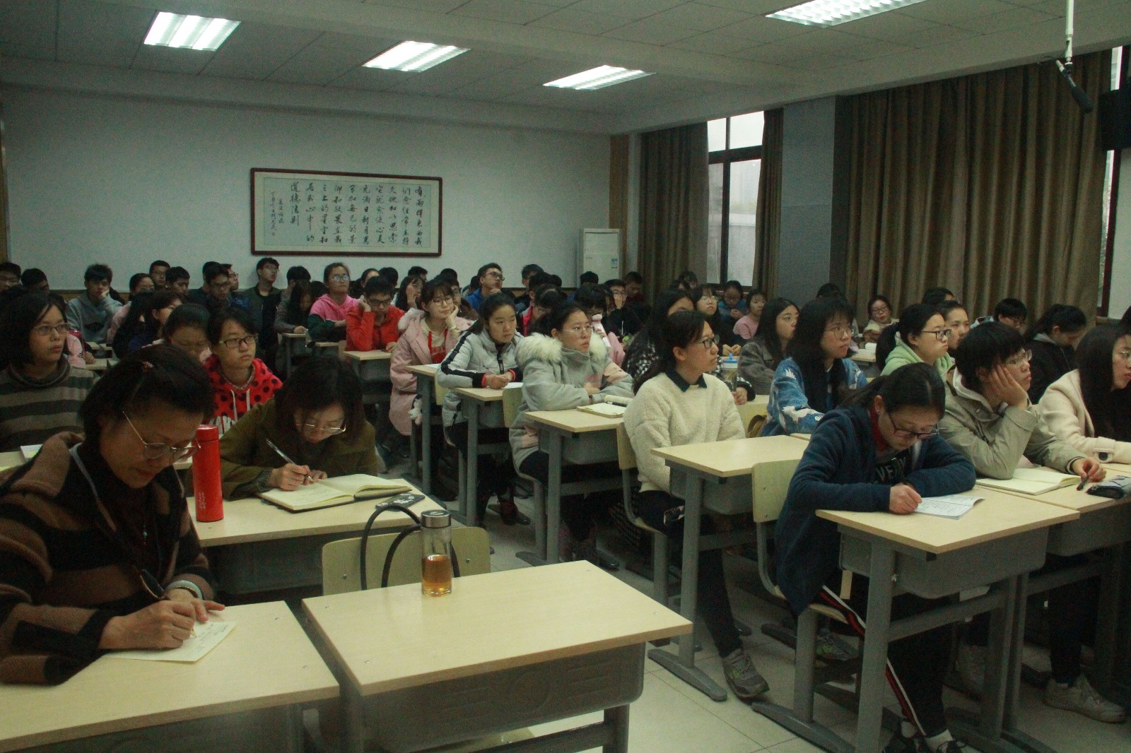 QQ图片20181106110811.jpg QQ图片20181106110811.jpg